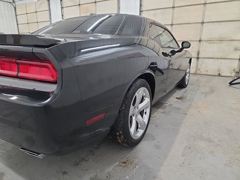 Used 2014 Dodge Challenger SXT Plus image 17