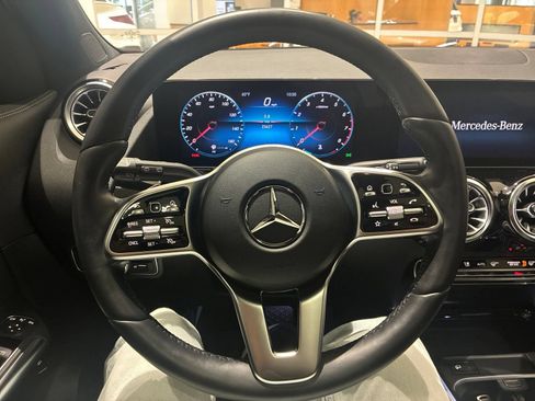 Certified 2023 Mercedes-Benz GLA 250 4MATIC image 19