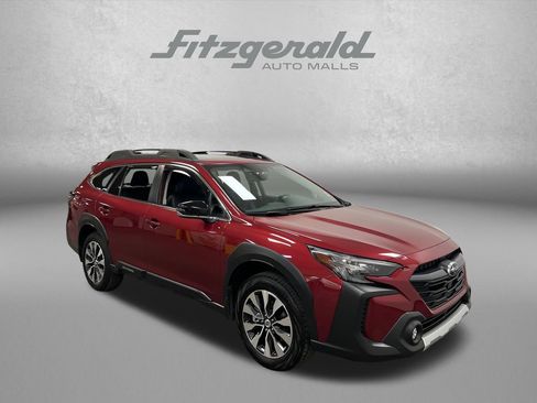 Used 2025 Subaru Outback Limited AWD/4WD image 8
