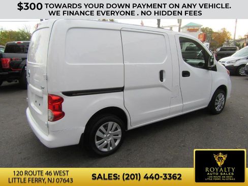 Used 2019 Nissan NV200 SV w/ Navigation Package image 11