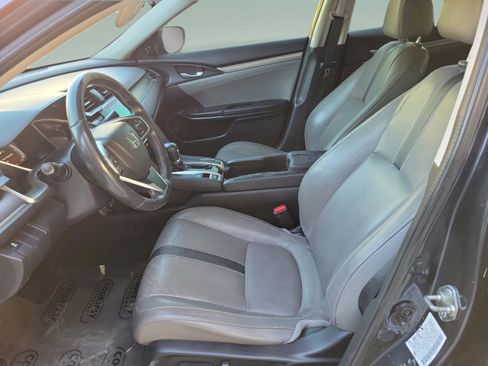 Used 2018 Honda Civic EX-L image 16