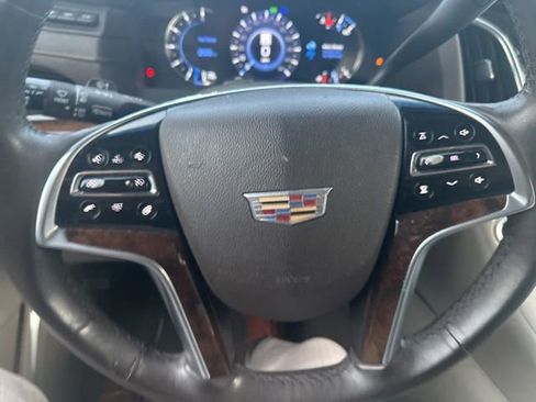 Used 2017 Cadillac Escalade Luxury RWD image 8