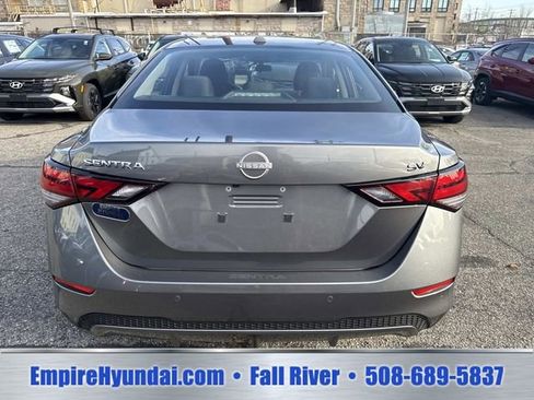 Used 2024 Nissan Sentra SV FWD image 4