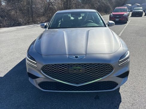 Used 2023 Genesis G70 2.0T image 8