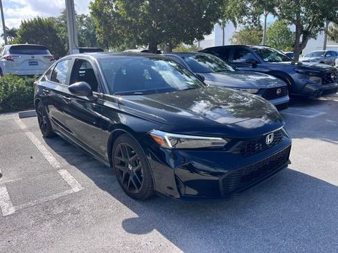 Used 2025 Honda Civic Sport image 1