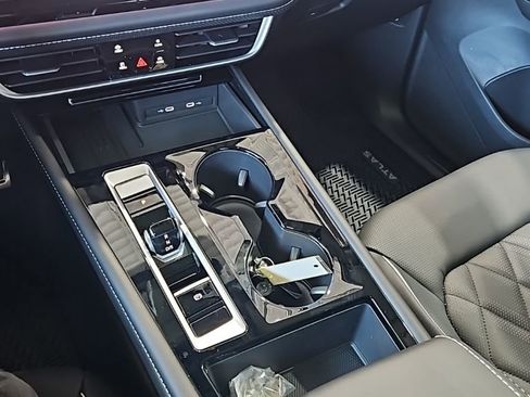 New 2026 Volkswagen Atlas SEL Premium R-Line image 36