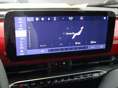 Used 2024 FIAT 500 e (RED) image 28