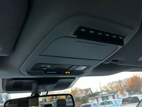 Used 2023 Ford F350 XLT w/ XLT Premium Package image 14