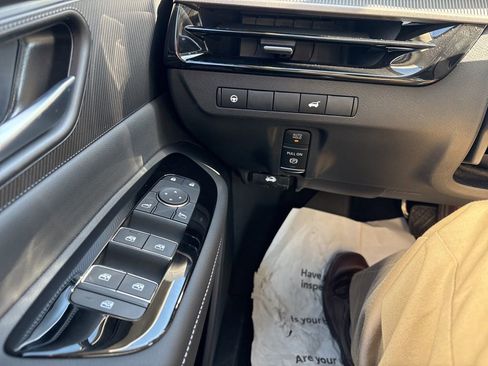 New 2025 Nissan Murano SV AWD/4WD image 21