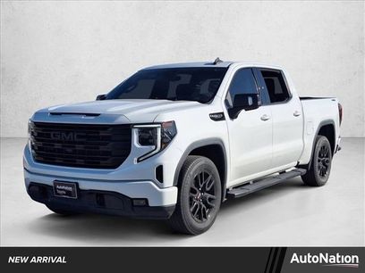 Used 2022 GMC Sierra 1500 Elevation w/ Elevation Premium Package