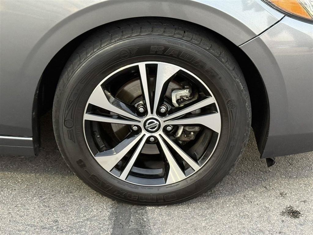 Used 2021 Nissan Sentra SV FWD image 9