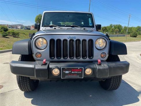 Used 2016 Jeep Wrangler Unlimited Sport w/ Quick Order Package 24S AWD/4WD image 3