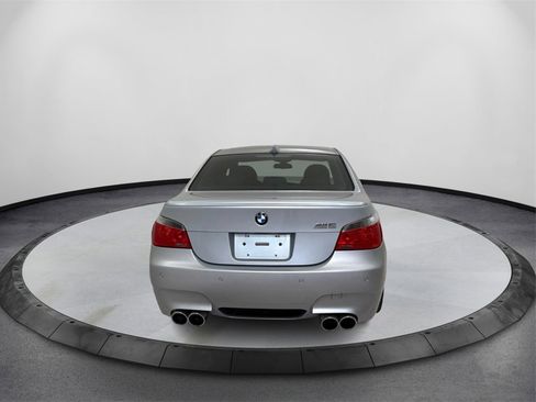 Used 2006 BMW M5 image 6