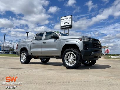 New 2025 Chevrolet Colorado W/T