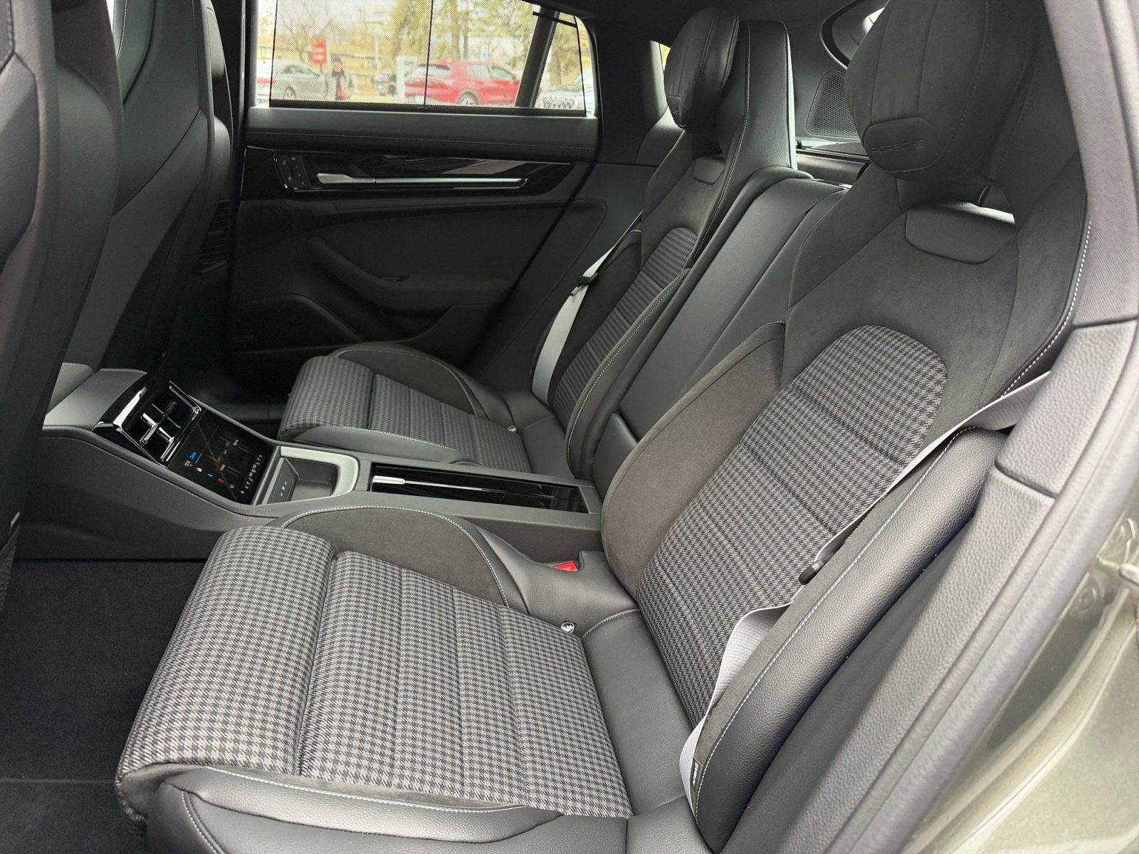 New 2026 Porsche Panamera 4 AWD/4WD image 18