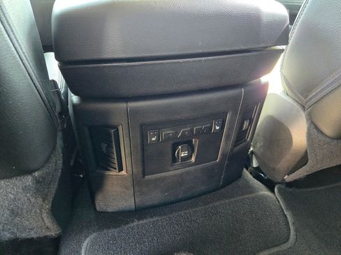 Used 2014 RAM 2500 Laramie w/ Convenience Group image 8