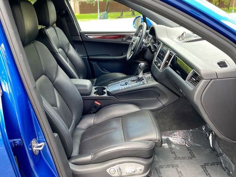 Used 2018 Porsche Macan Sport Edition image 35
