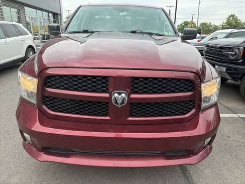 Used 2017 RAM 1500 Express AWD/4WD image 2