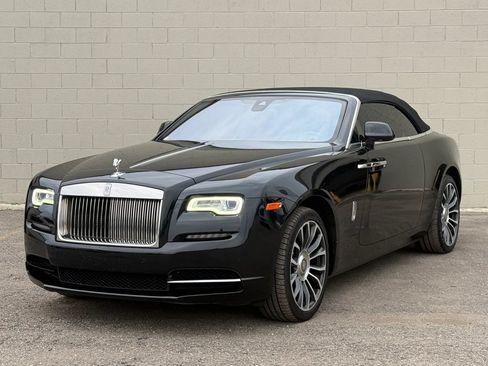 Used 2018 Rolls-Royce Dawn RWD image 1