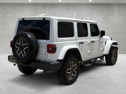 Used 2024 Jeep Wrangler Unlimited Sahara w/ Safety Group AWD/4WD image 16