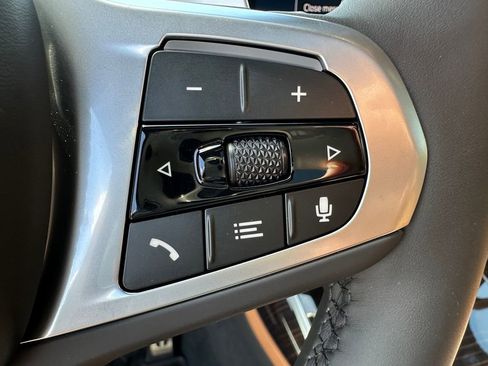 New 2026 BMW X7 xDrive40i w/ M Sport Package AWD/4WD image 21