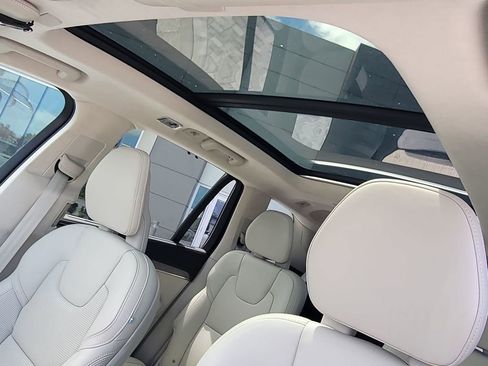 Used 2021 Volvo XC90 T8 Inscription w/ Lounge Package AWD/4WD image 28