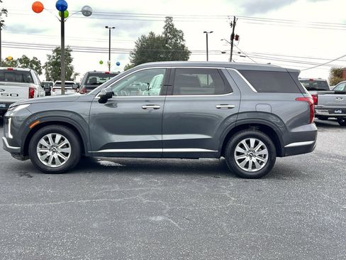 Used 2024 Hyundai Palisade SEL image 2