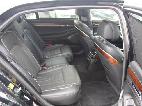 Used 2017 Genesis G90 5.0 Ultimate image 13