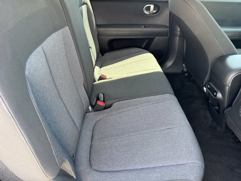 Certified 2024 Hyundai Ioniq 5 SE RWD image 13