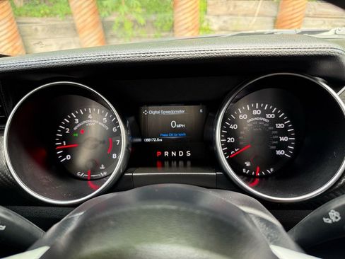 Used 2019 Ford Mustang Coupe image 34