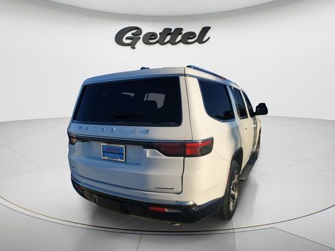 Used 2024 Jeep Wagoneer Series III w/ Flexible Seating Group AWD/4WD image 14
