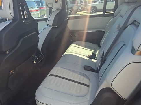 Used 2023 Rivian R1S Adventure AWD/4WD image 5