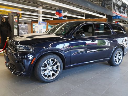 Used 2025 Dodge Durango SRT Hellcat AWD/4WD image 12