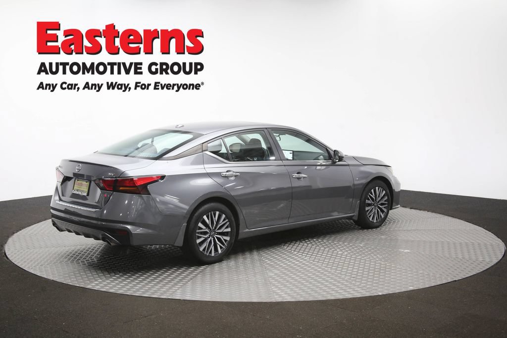 Used 2023 Nissan Altima 2.5 SV w/ SV Premium Package FWD image 42