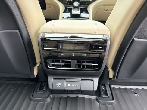 New 2026 Acura MDX w/ Technology Package AWD/4WD image 22