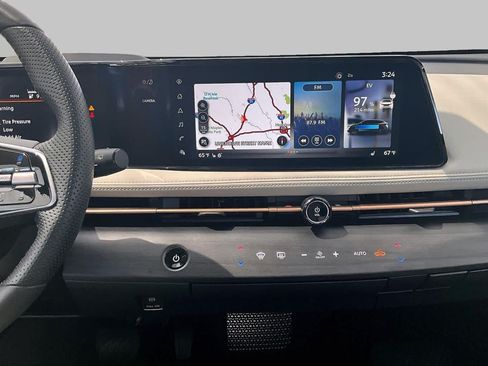 Used 2024 Nissan Ariya AWD image 6