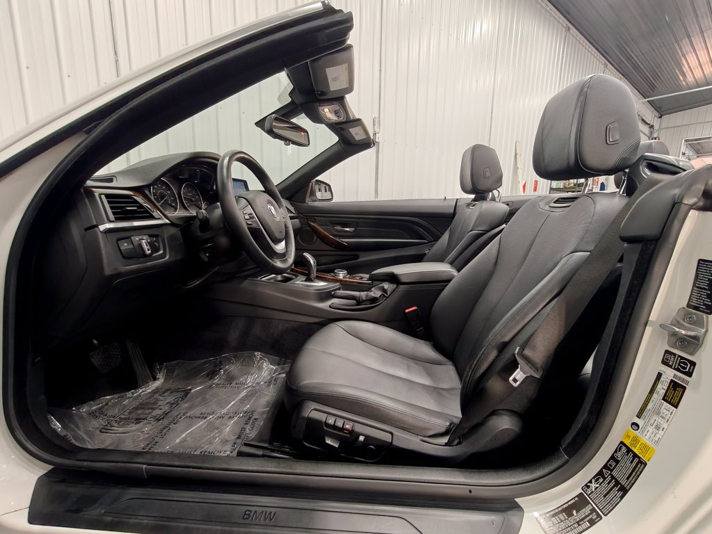 Used 2015 BMW 428i xDrive Convertible AWD/4WD image 28