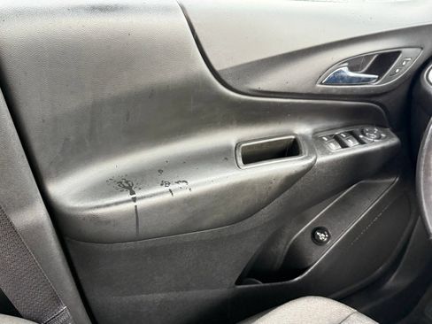 Used 2021 Chevrolet Equinox LT FWD image 32