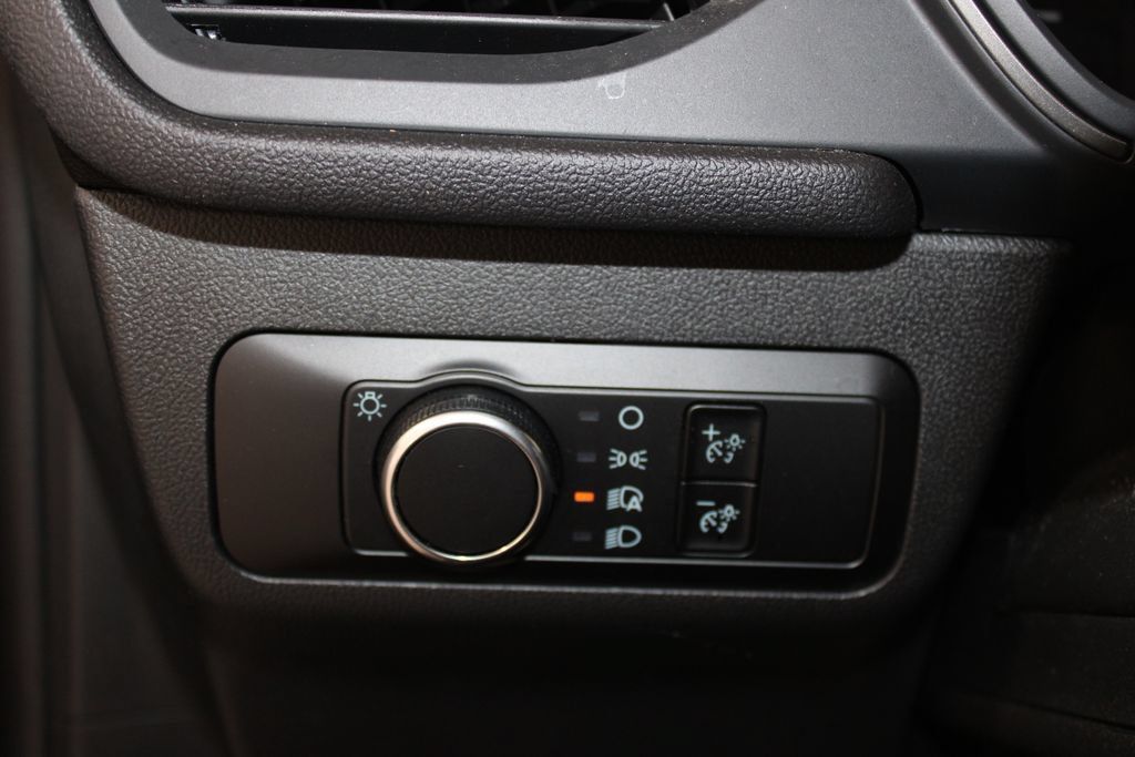 Used 2025 Ford Escape Active FWD image 32