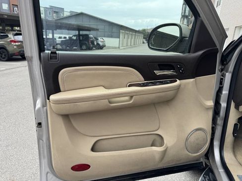 Used 2007 GMC Yukon XL Denali AWD/4WD image 15
