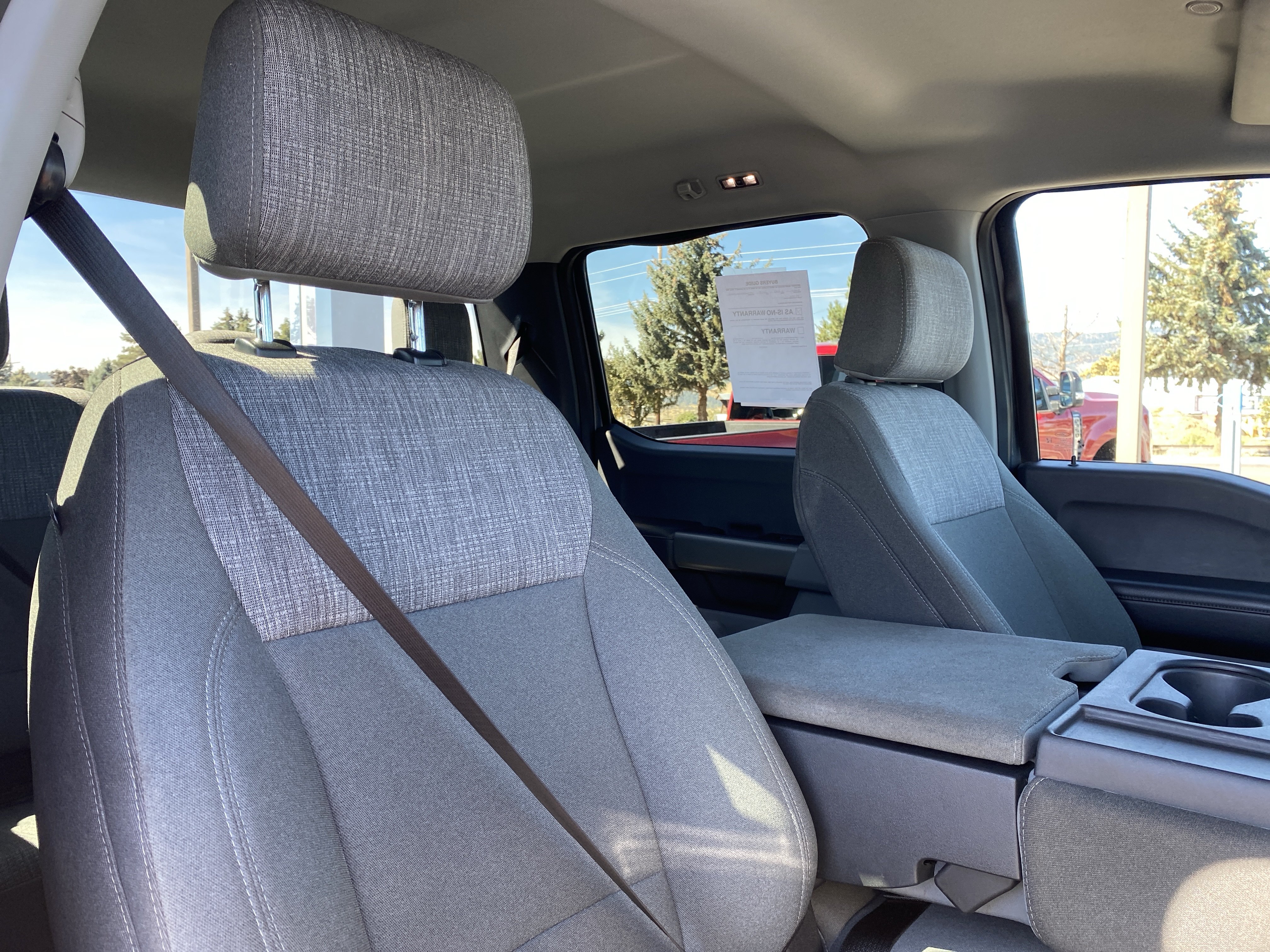 Used 2025 Ford F250 XLT AWD/4WD image 29