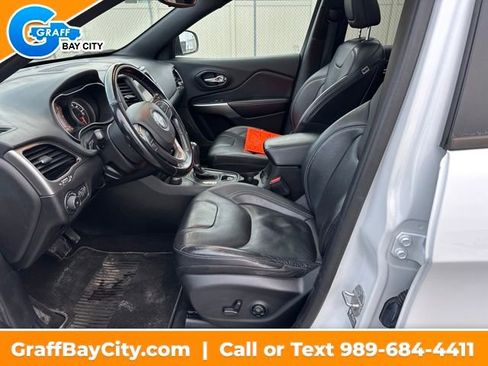 Used 2021 Jeep Cherokee Latitude Lux 80th Anniv w/ Quick Order Package 26U 80TH image 9