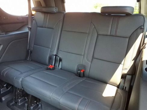 Used 2026 Chevrolet Tahoe RST w/ Comfort Package AWD/4WD image 15