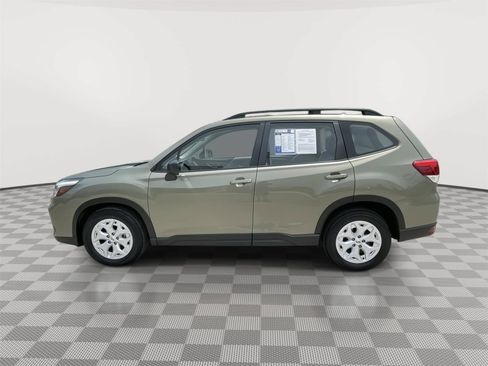 Used 2019 Subaru Forester w/ Popular Package #1 AWD/4WD image 9