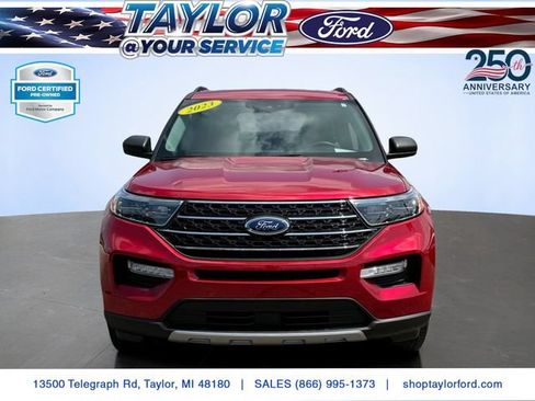 Certified 2023 Ford Explorer XLT w/ Equipment Group 202A AWD/4WD image 3