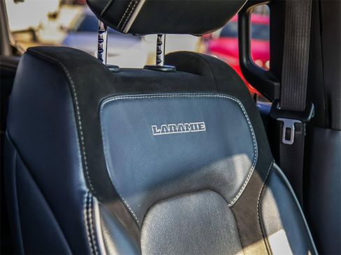 Used 2025 RAM 1500 Laramie image 17