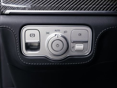 Used 2025 Mercedes-Benz GLE 63 AMG S image 10