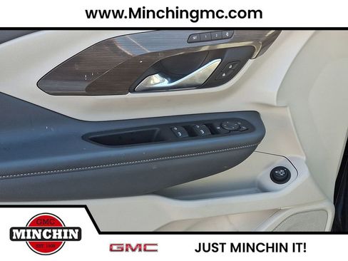 Used 2022 GMC Terrain Denali image 23