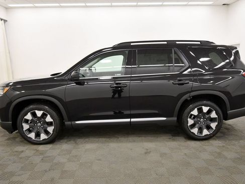 New 2026 Honda Pilot Touring image 4
