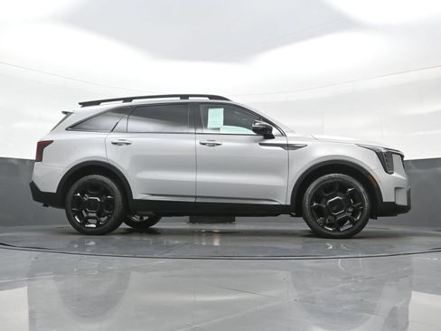 Used 2025 Kia Sorento SX AWD/4WD image 38